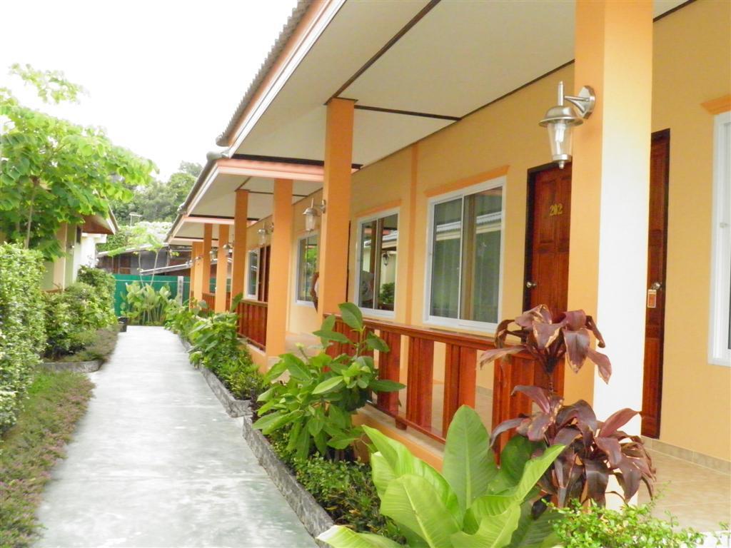 Ruen Narisra Resort Sukhothai Ngoại thất bức ảnh