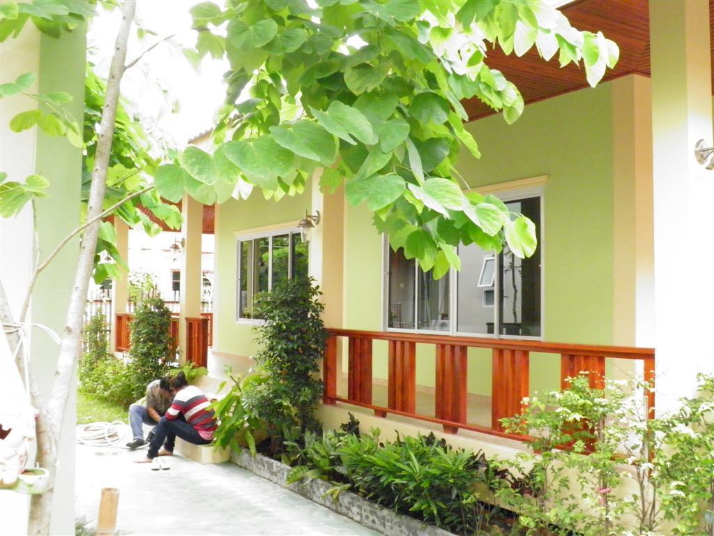 Ruen Narisra Resort Sukhothai Ngoại thất bức ảnh