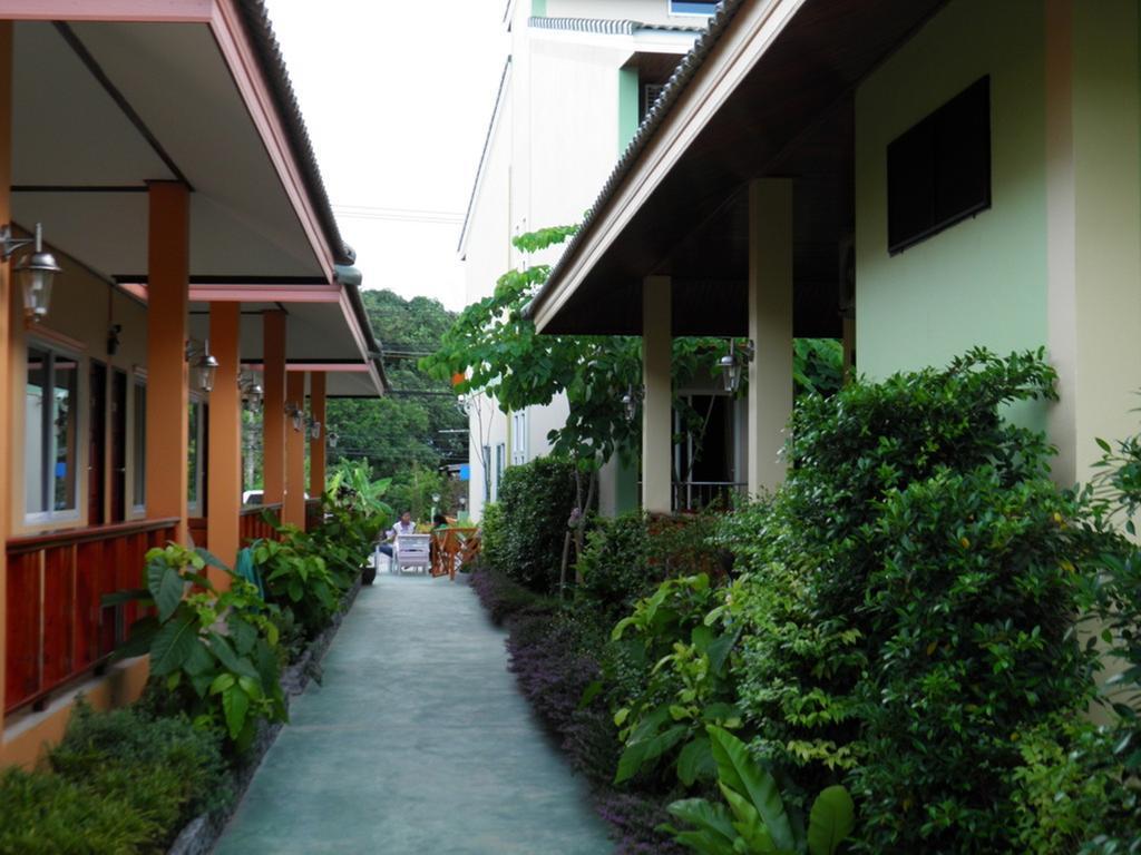 Ruen Narisra Resort Sukhothai Ngoại thất bức ảnh